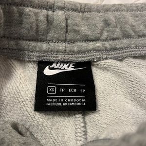 Women's Nike Sportswear Club Fleece Midrise Joggers